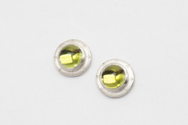 Peridot Ohrstecker in Silber