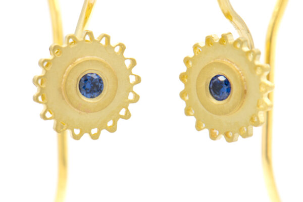 Wechselohrbügel mit Safir in Gold