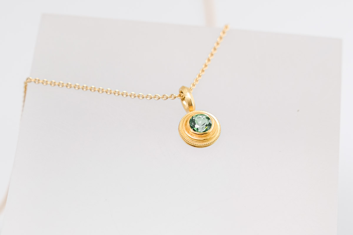 Turmalinanhänger in Gold